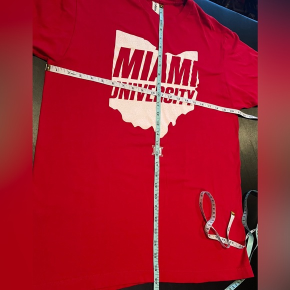 Miami University Ohio RedHawks Red T-Shirt - Picture 4 of 7
